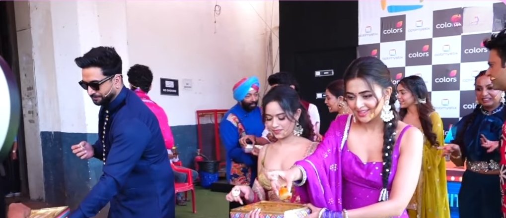 Picsart 25 12 20 11 57 56 375