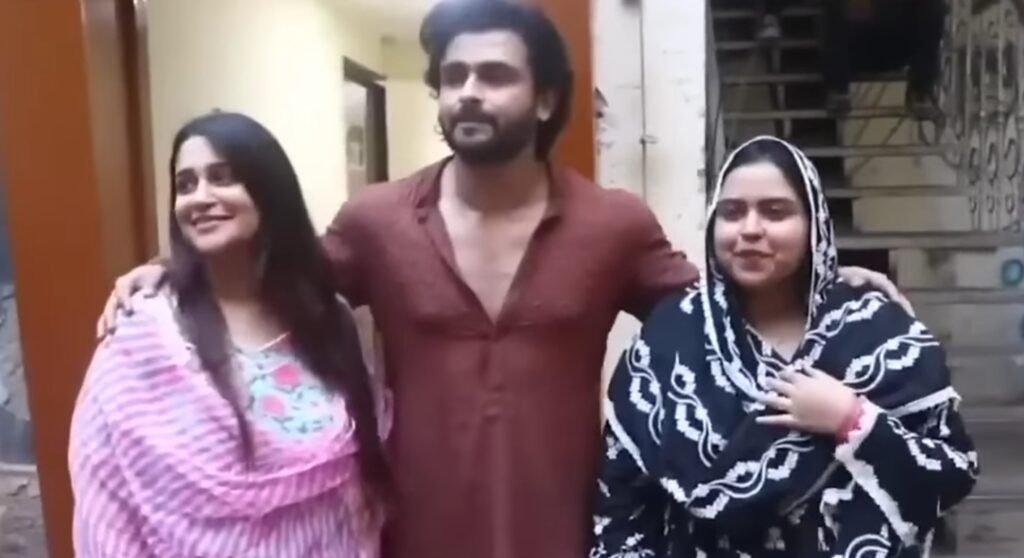 Picsart 25 12 21 17 37 35 706